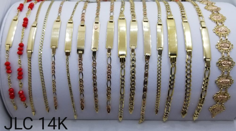 Bracelets collection